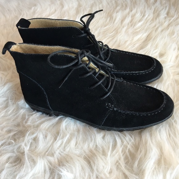 Lands' End Shoes - Lands End NEW black suede chukka booties 8